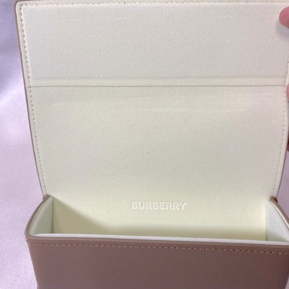 Burberry Sunglasses Case Set, Mocha Leather Wide Triangle, Boxed, Cloth, Wide - Picture 5 of 11